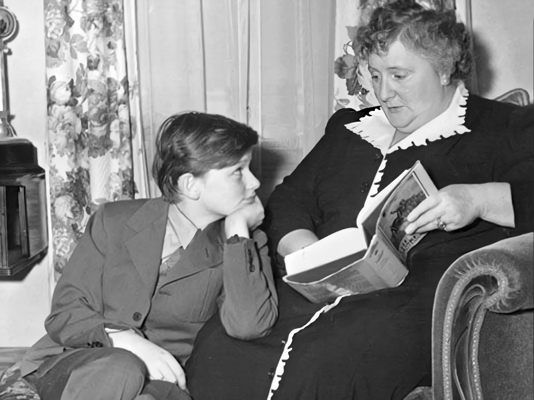 H 1943 Mom