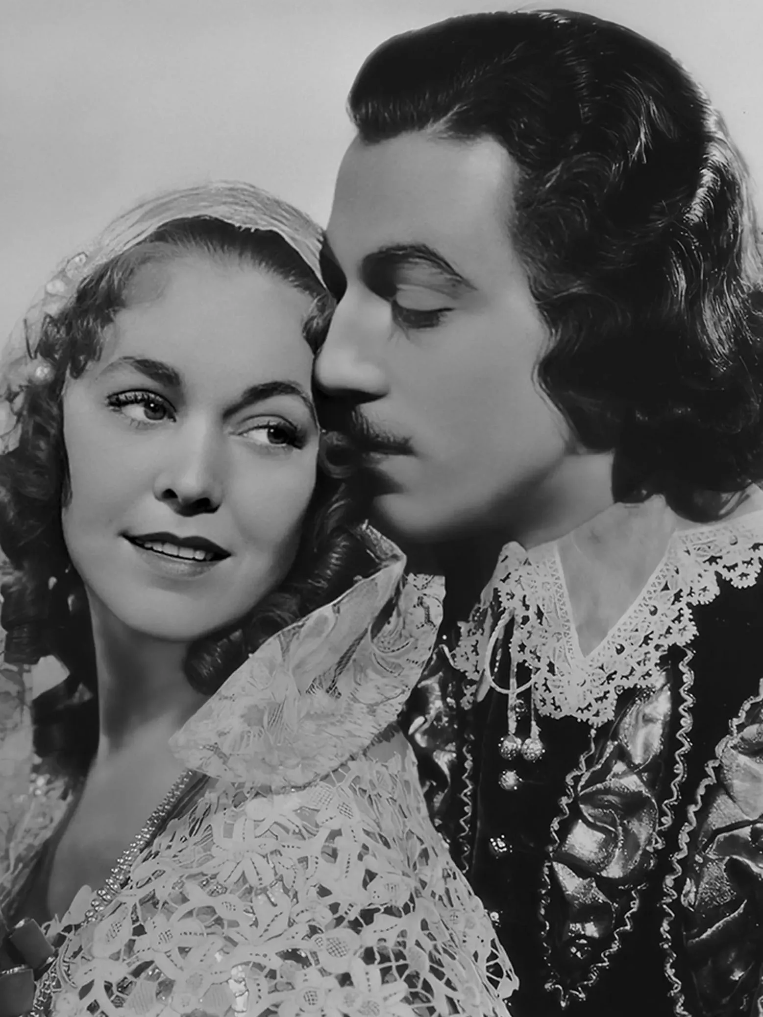 1936 cesarbook Film Stills 1936_Cardinal Richelieu with Maureen O'Sullivan